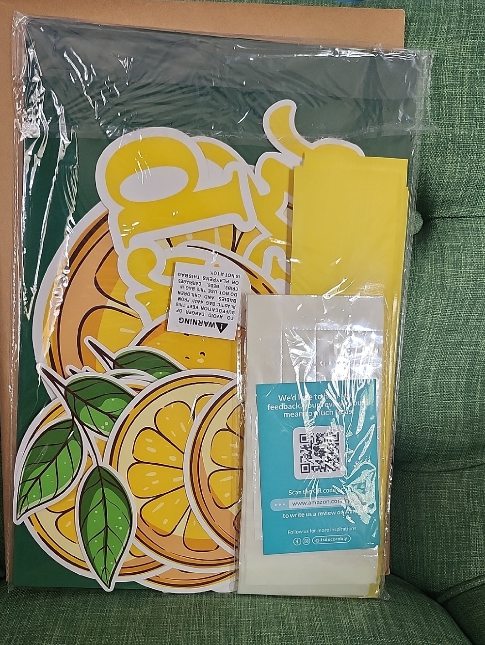 Lemon Theme Decorative Cutouts - Bulletin Board Kit (Yellow & Green)